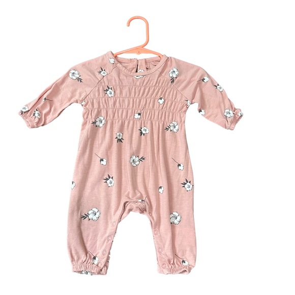 Jessica Simpson Jumpsuit 0-3 months light pink with floral pattern - Picture 1 of 6